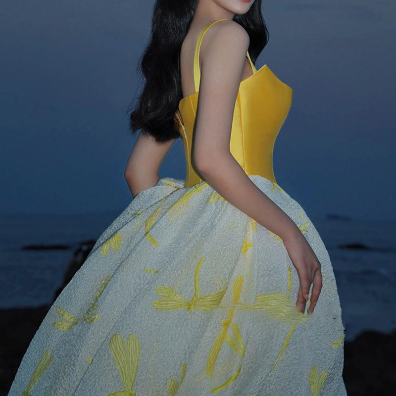 فساتين أنيقة صفراء من الساتان  - مراجعة Embroidery Yellow Dress وسعره