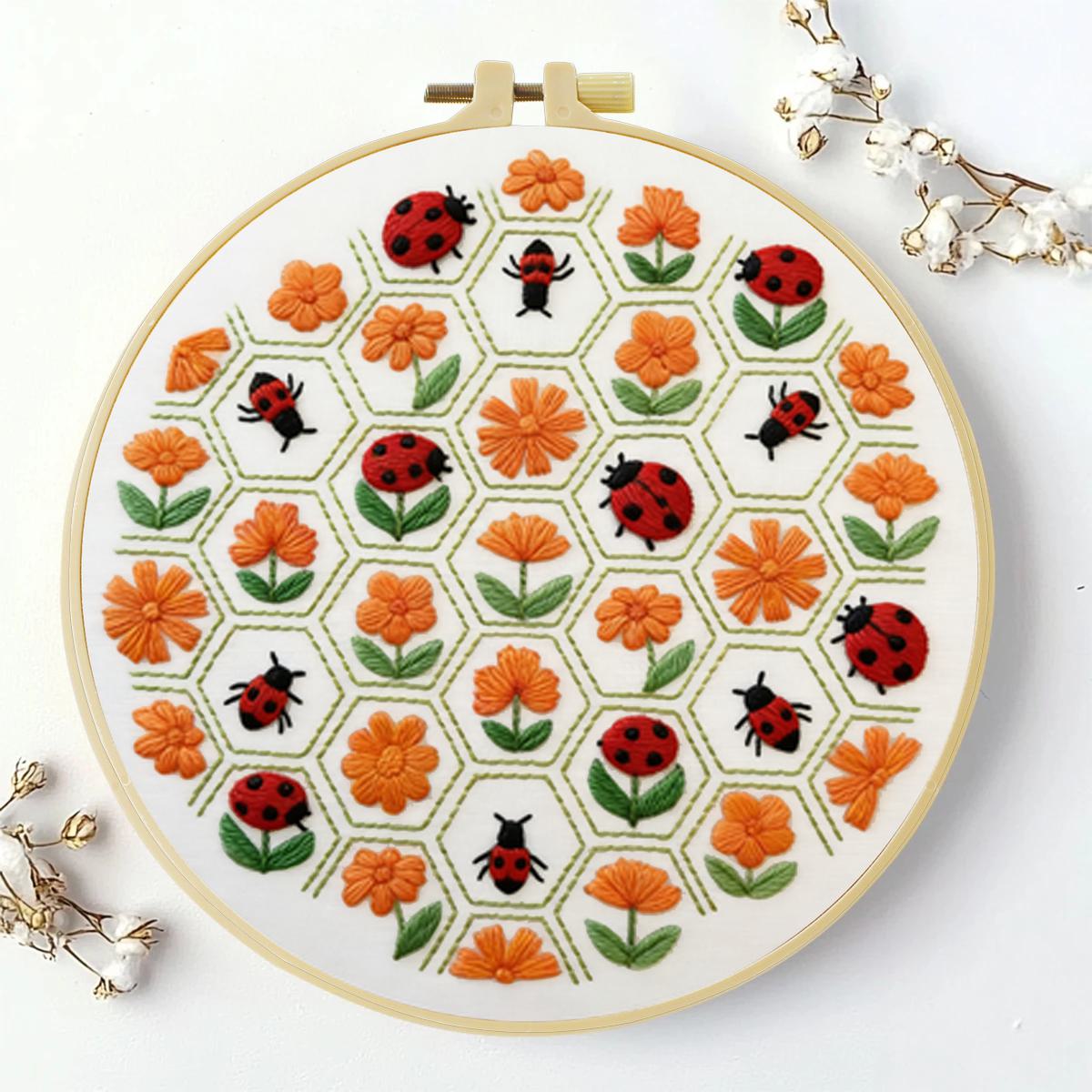 قطعة واحدة 20×20 سم/15×15 سم ( - مراجعة Embroidery Lady Bug وسعره